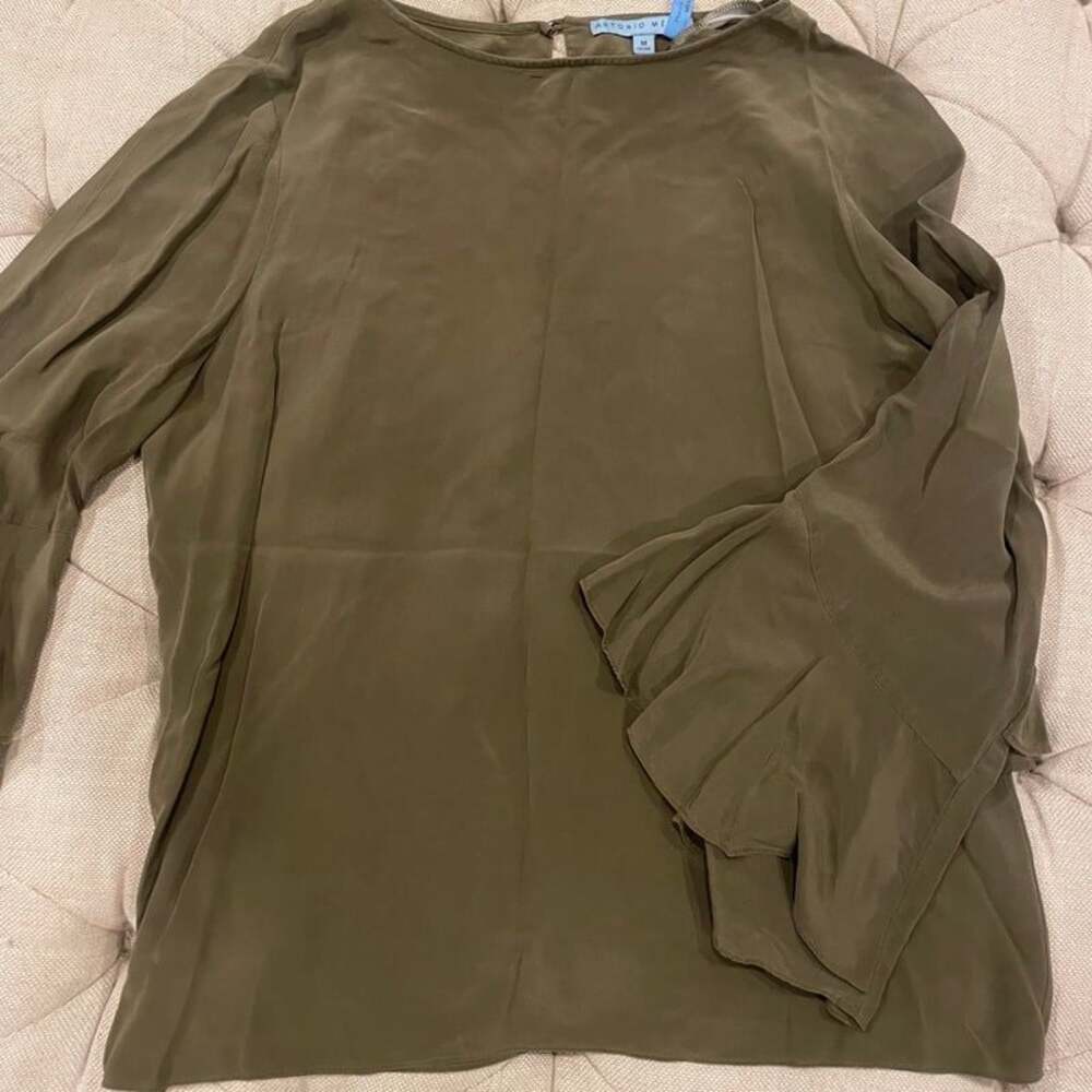 ANTONIO MELANI Silk Bell Ruffle Sleeve Top M Normcore Career Minimalist